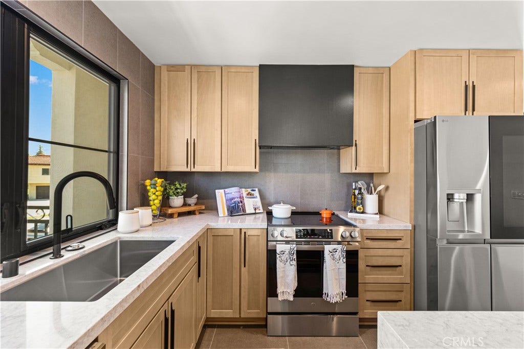 220 W Mission, #A, San Gabriel, CA 91776 220 W Mission, #A, San Gabriel, CA 91776