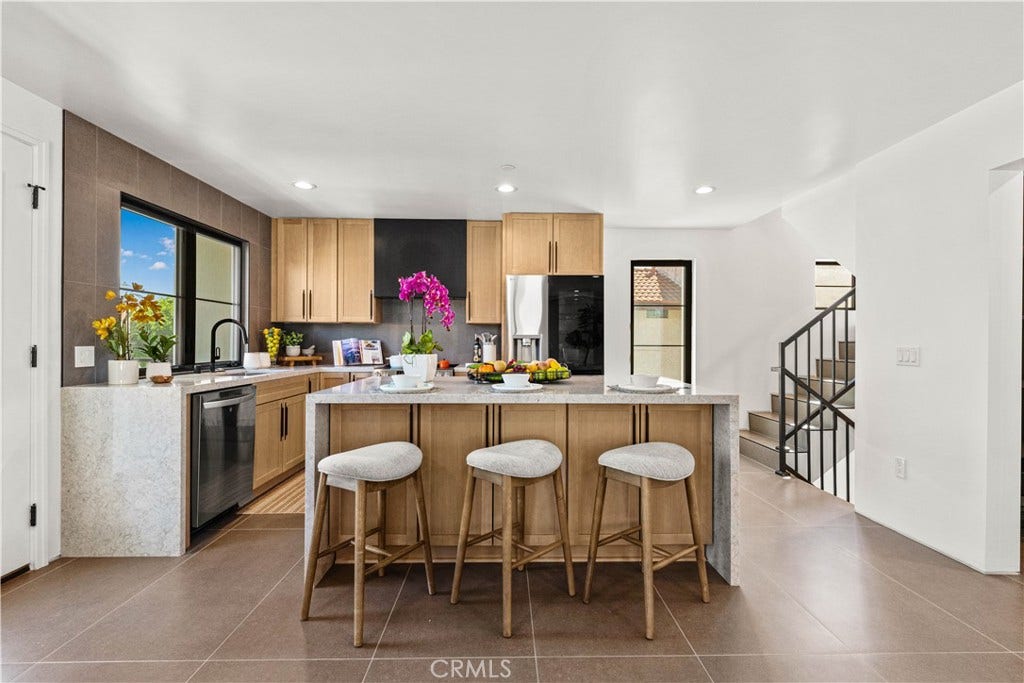 220 W Mission, #A, San Gabriel, CA 91776 220 W Mission, #A, San Gabriel, CA 91776