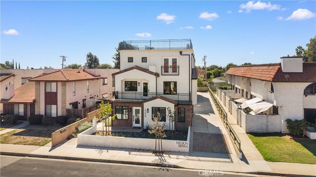 220 W Mission, #A, San Gabriel, CA 91776 220 W Mission, #A, San Gabriel, CA 91776