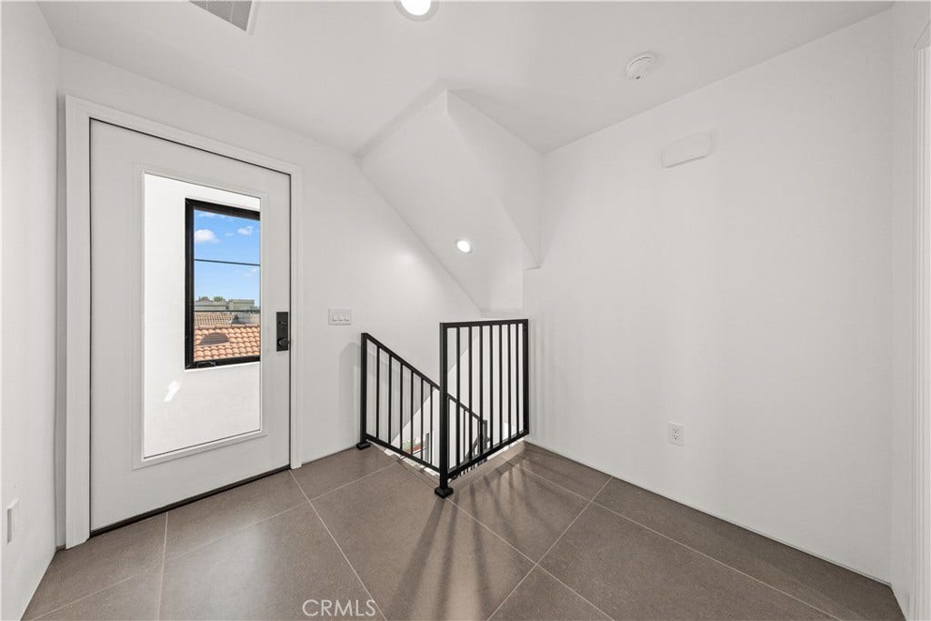 220 W Mission, #A, San Gabriel, CA 91776 220 W Mission, #A, San Gabriel, CA 91776