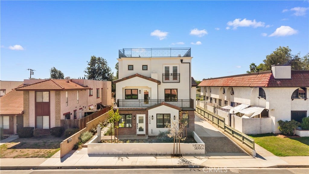 220 W Mission, #A, San Gabriel, CA 91776 220 W Mission, #A, San Gabriel, CA 91776