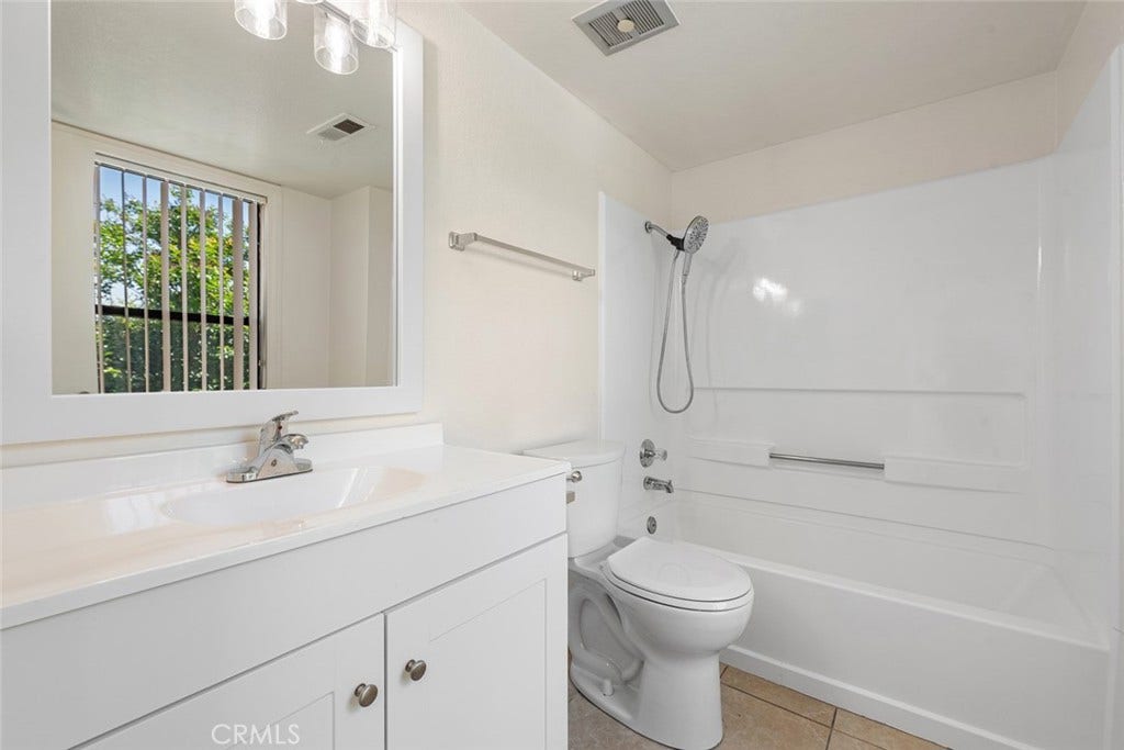 10655 Lemon, Rancho Cucamonga, CA 91737 2nd Bathroom