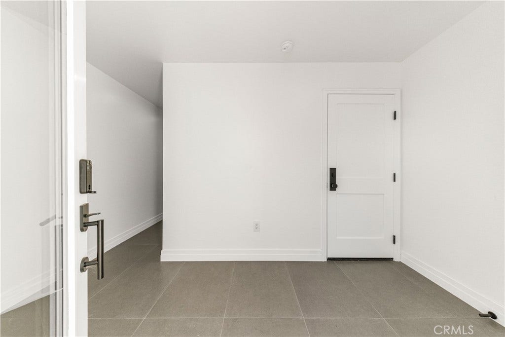 220 W Mission, #B, San Gabriel, CA 91776 220 W Mission, #B, San Gabriel, CA 91776