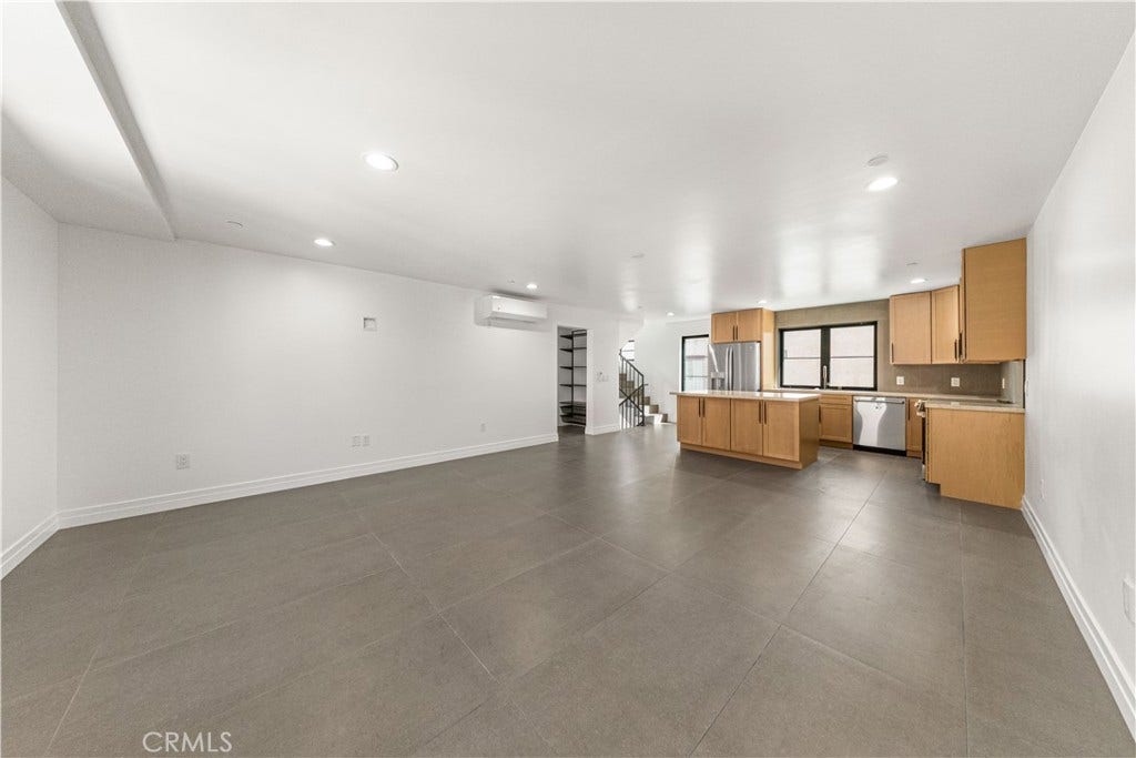 220 W Mission, #B, San Gabriel, CA 91776 220 W Mission, #B, San Gabriel, CA 91776