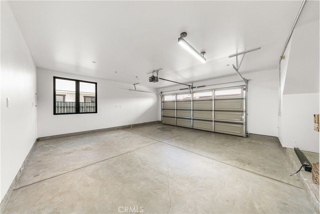220 W Mission, #B, San Gabriel, CA 91776 220 W Mission, #B, San Gabriel, CA 91776