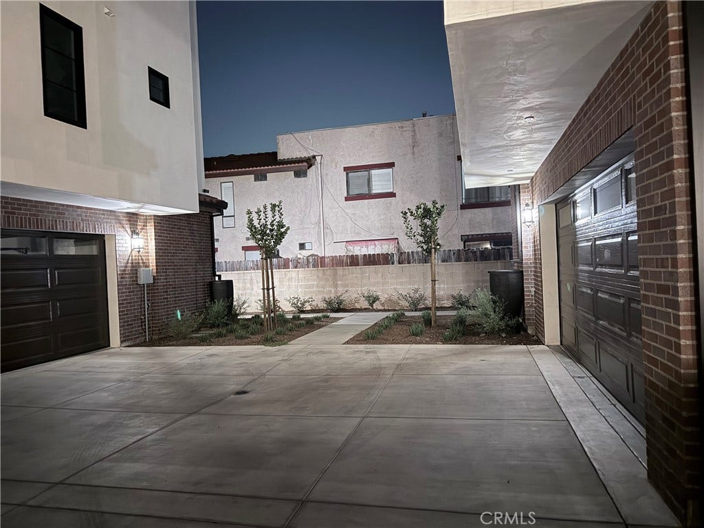 220 W Mission, #B, San Gabriel, CA 91776 220 W Mission, #B, San Gabriel, CA 91776