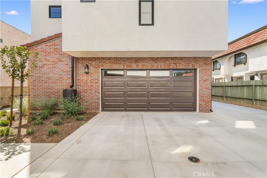 220 W Mission, #B, San Gabriel, CA 91776 220 W Mission, #B, San Gabriel, CA 91776