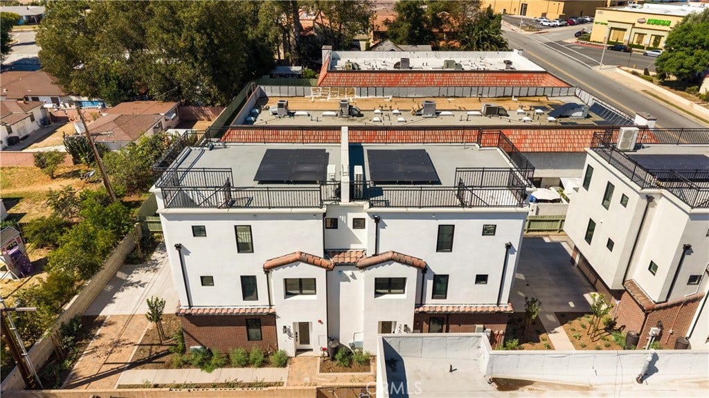 220 W Mission, #B, San Gabriel, CA 91776 220 W Mission, #B, San Gabriel, CA 91776