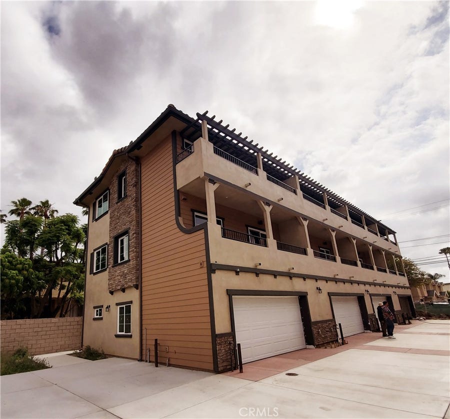 Property photo for 10341 Western Avenue, Downey, CA