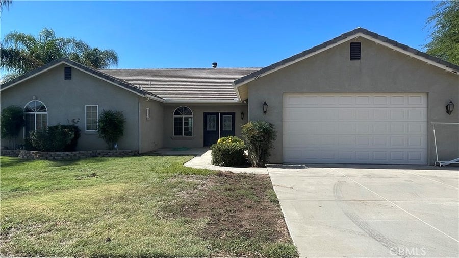 Property photo for 253 W County Line, Calimesa, CA