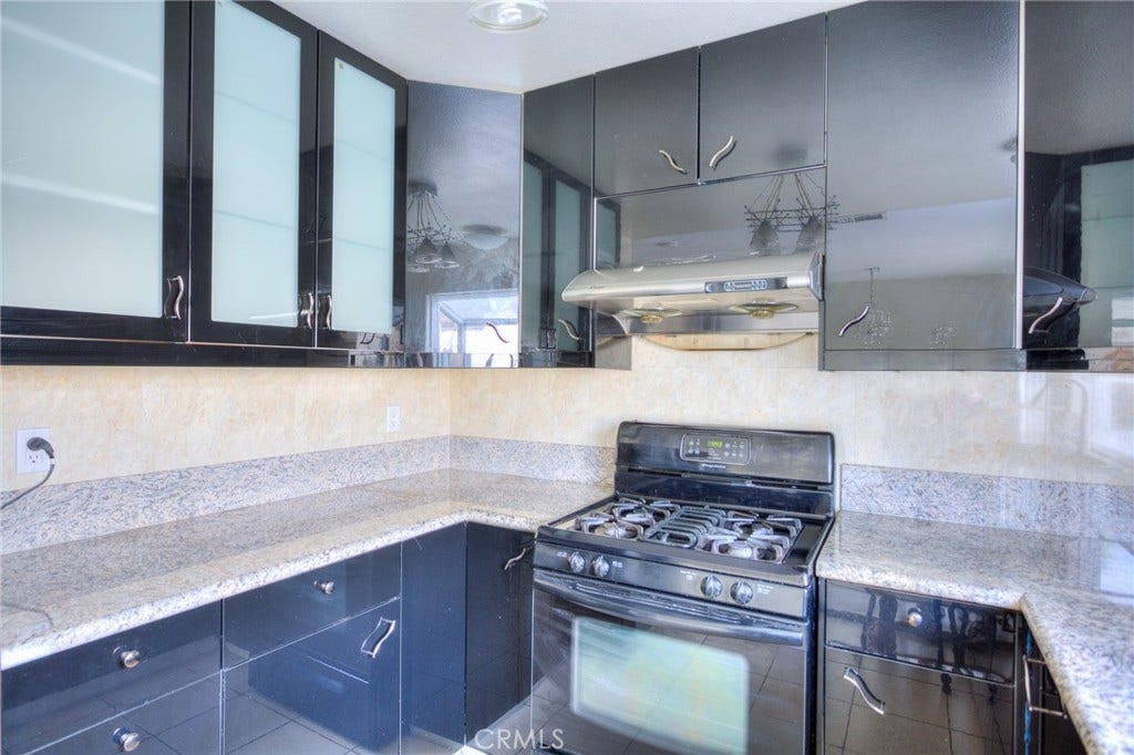 2368 Canyon Park, Diamond Bar, CA 91765 2368 Canyon Park, Diamond Bar, CA 91765