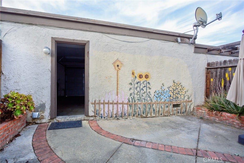 2368 Canyon Park, Diamond Bar, CA 91765 2368 Canyon Park, Diamond Bar, CA 91765