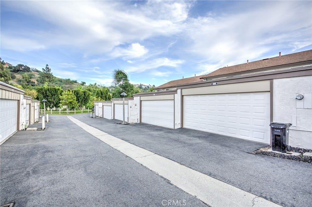 2368 Canyon Park, Diamond Bar, CA 91765 2368 Canyon Park, Diamond Bar, CA 91765
