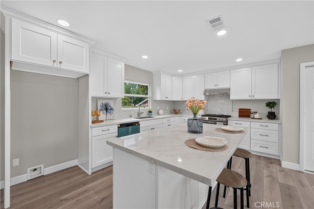 1022 W Francis, Ontario, CA 91762 1022 W Francis, Ontario, CA 91762