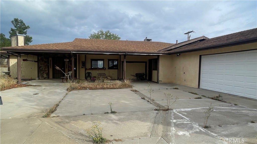 Frontage house