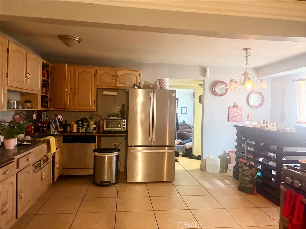 15169 Sequoia Avenue, Fontana, CA 92335 15169 Sequoia Avenue, Fontana, CA 92335