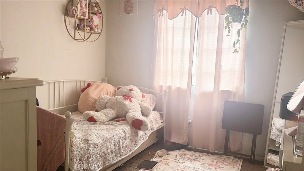15169 Sequoia Avenue, Fontana, CA 92335 15169 Sequoia Avenue, Fontana, CA 92335