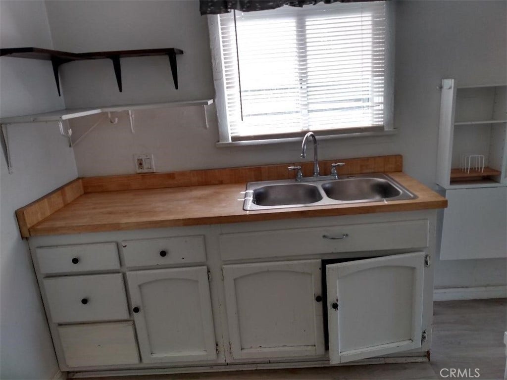 12429 Hadley Street, Whittier, CA 90601 12429 Hadley Street, Whittier, CA 90601