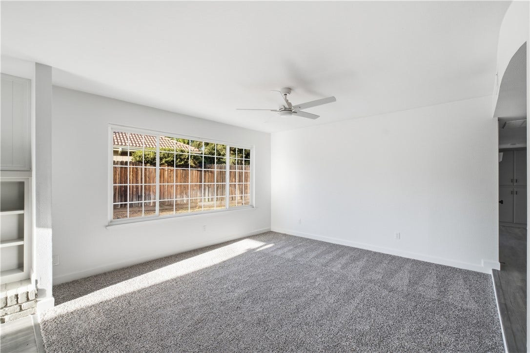 626 W Dorothea, Visalia, CA 93277 626 W Dorothea, Visalia, CA 93277