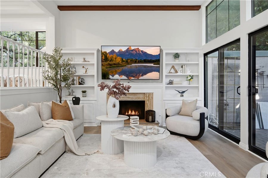 Property photo for 209 S Oakland, Pasadena, CA