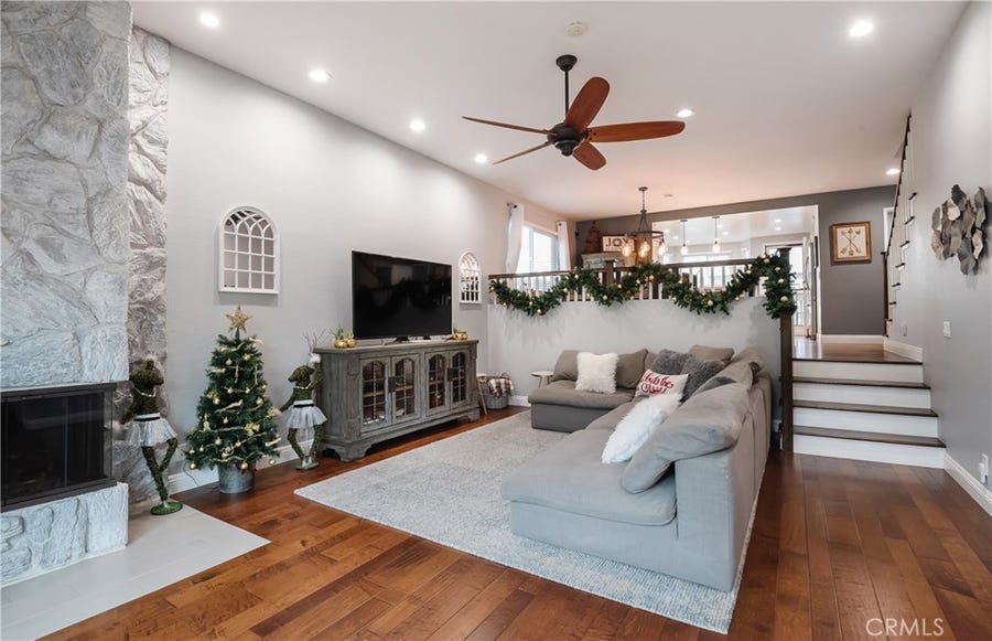 Property photo for 2004 Vanderbilt Lane, #4, Redondo Beach, CA