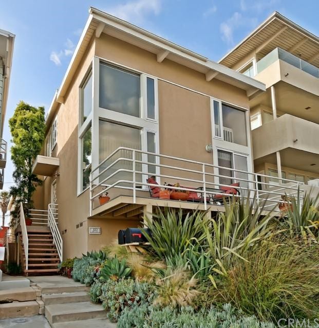 Property photo for 323 29th Street, Manhattan Beach, CA