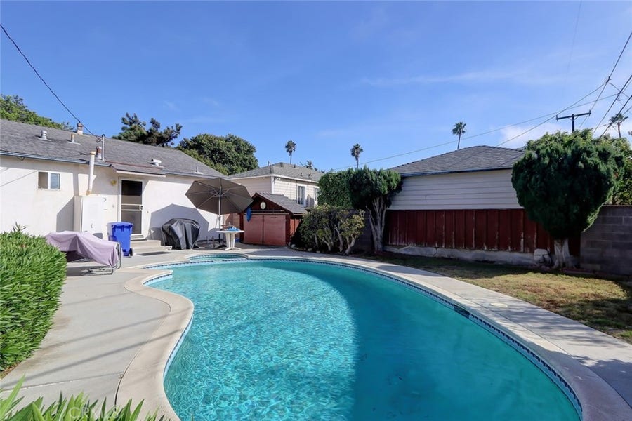 Property photo for 1305 Faymont Avenue, Manhattan Beach, CA