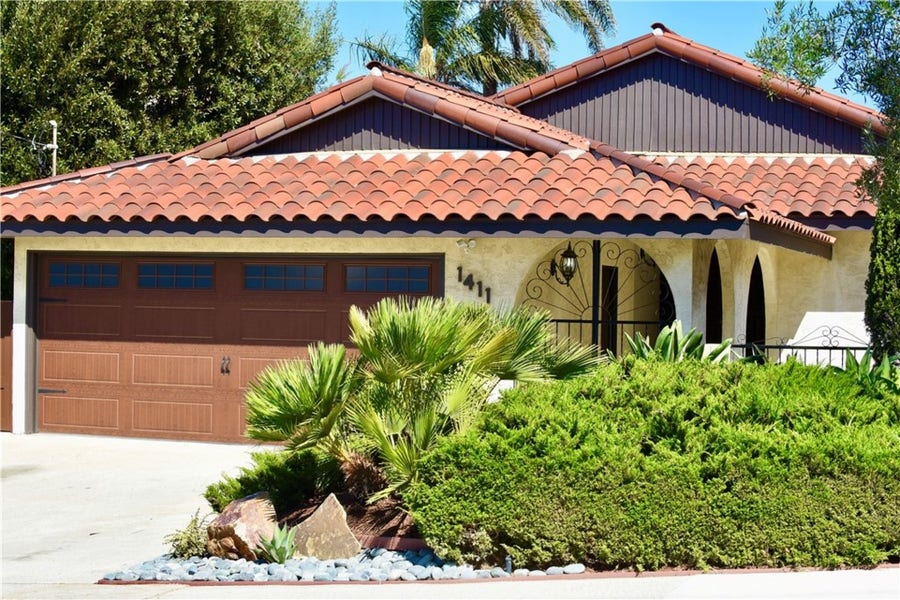 Property photo for 1411 9th Street, Manhattan Beach, CA