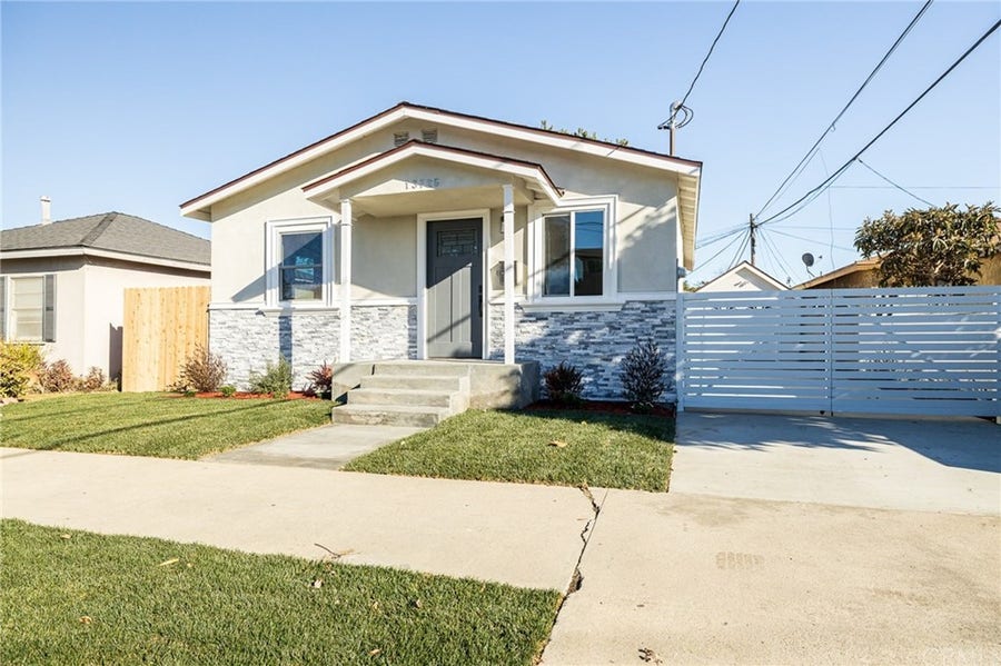 Property photo for 13726 Washington Avenue, Hawthorne, CA