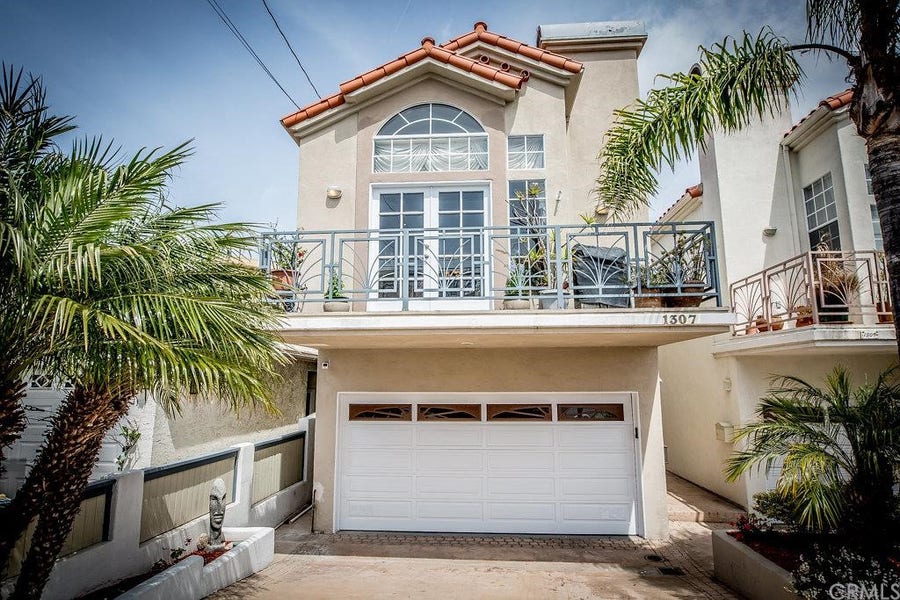 Property photo for 1307 Clark Lane, Redondo Beach, CA
