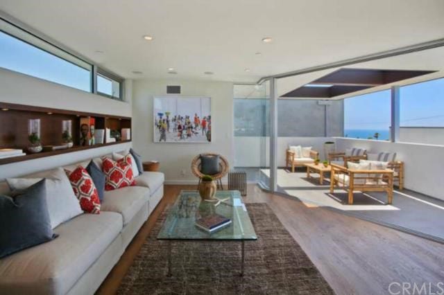 Property photo for 128 14th Street, Manhattan Beach, CA