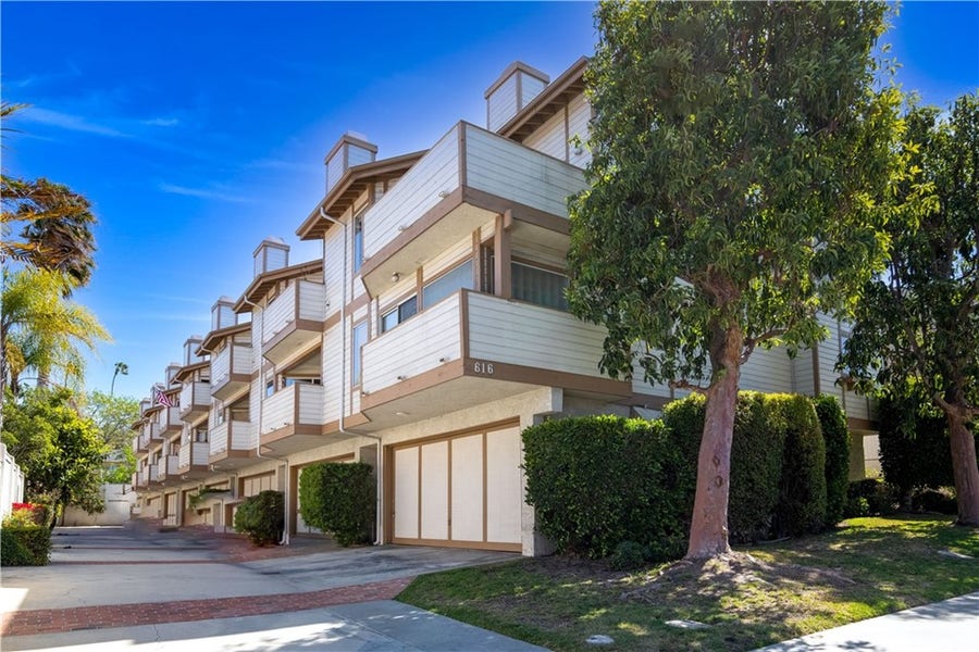Property photo for 616 N Guadalupe Avenue, #4, Redondo Beach, CA