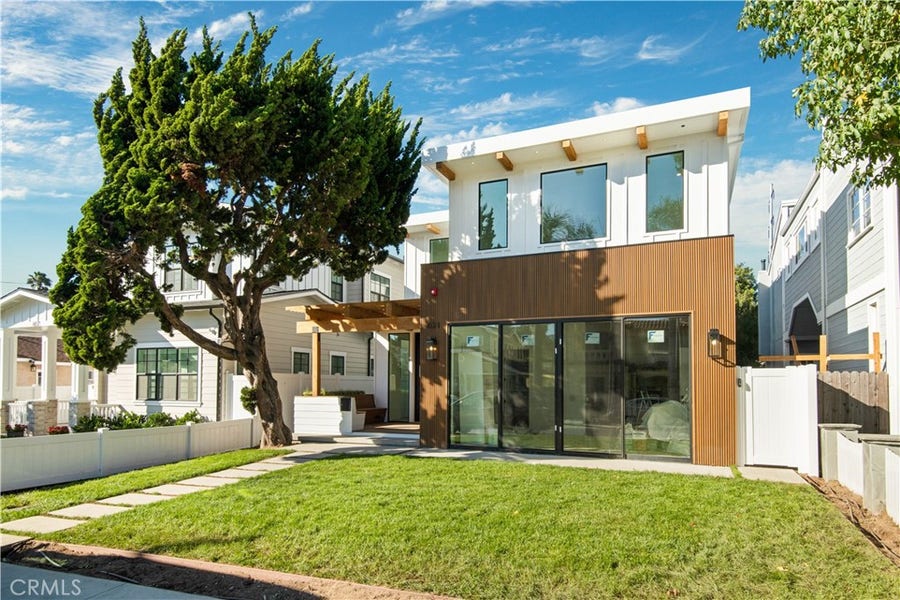 Property photo for 621 36th Street, Manhattan Beach, CA