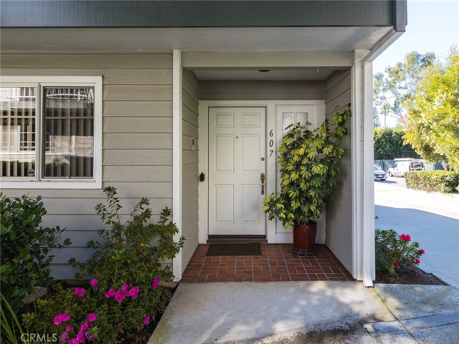 Property photo for 607 E Pine Avenue, El Segundo, CA