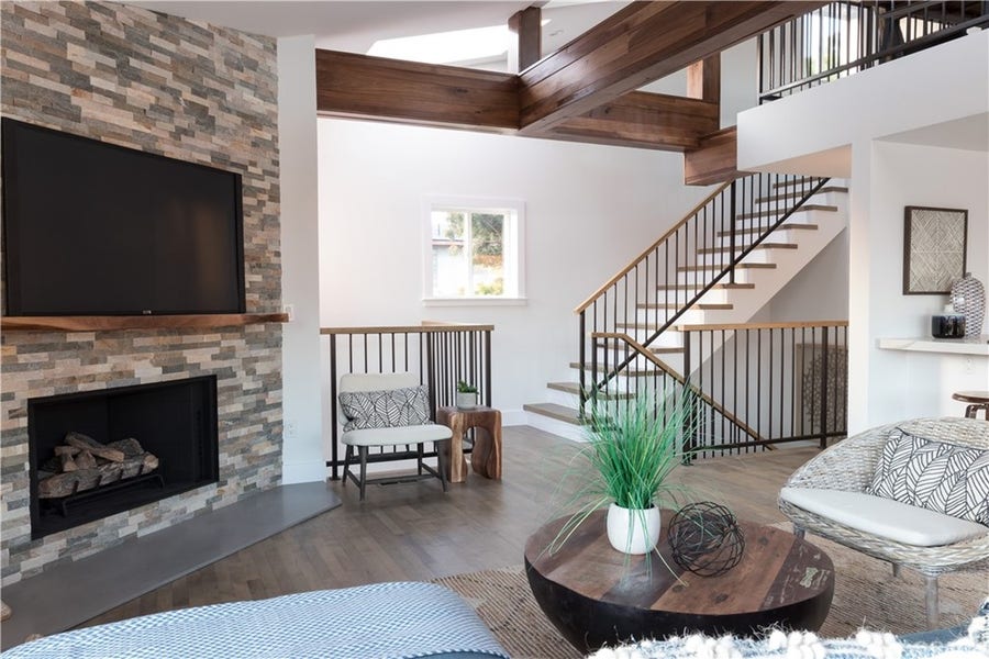 Property photo for 130 Monterey Boulevard, Hermosa Beach, CA