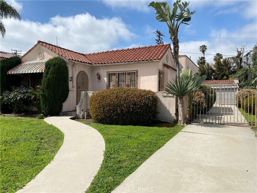 Property photo for 207 S Hamel Drive, Beverly Hills, CA
