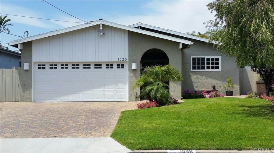 Property photo for 1023 8th Street, Manhattan Beach, CA