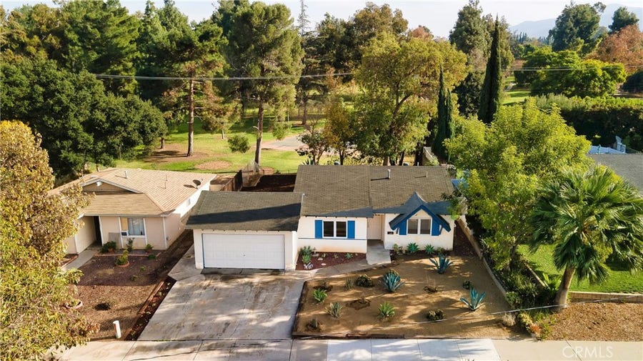 Property photo for 1479 Crownview Drive, Corona, CA