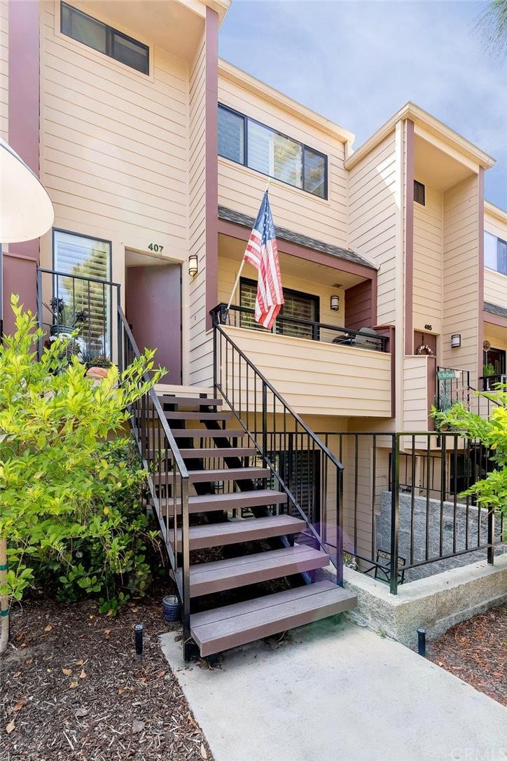 Property photo for 407 Camino De Las Colinas, Redondo Beach, CA