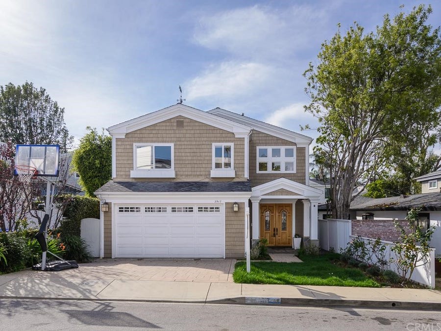 Property photo for 2517 Maple Avenue, Manhattan Beach, CA