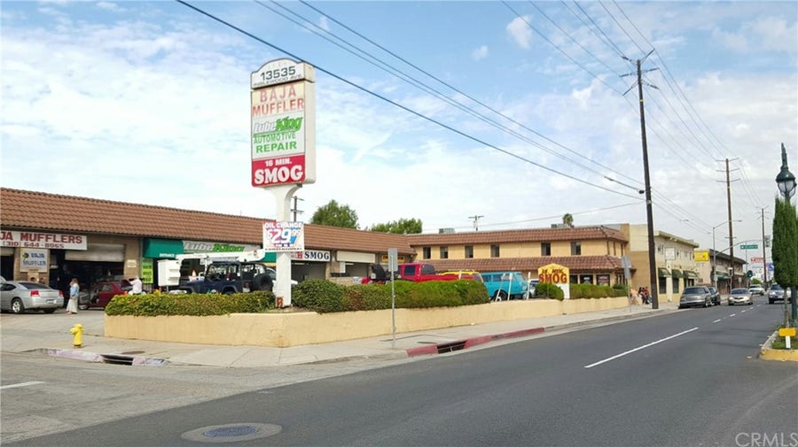 Property photo for 13525 Inglewood Avenue, Hawthorne, CA