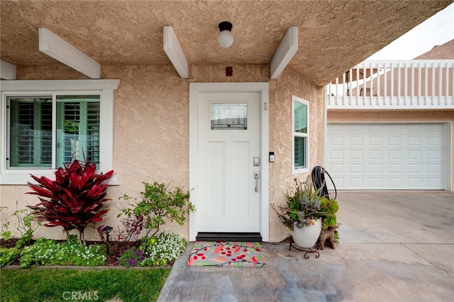 Property photo for 2521 Voorhees Avenue, #1, Redondo Beach, CA
