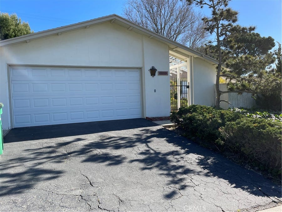 Property photo for 6916 Larkvale Drive, Rancho Palos Verdes, CA