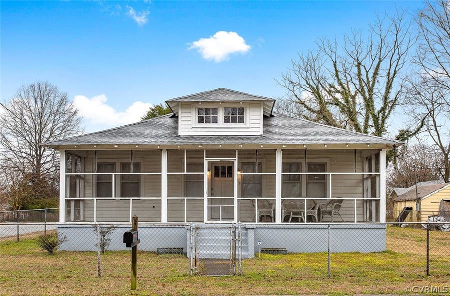 Property photo for 119 N 16th Avenue, Hopewell, VA