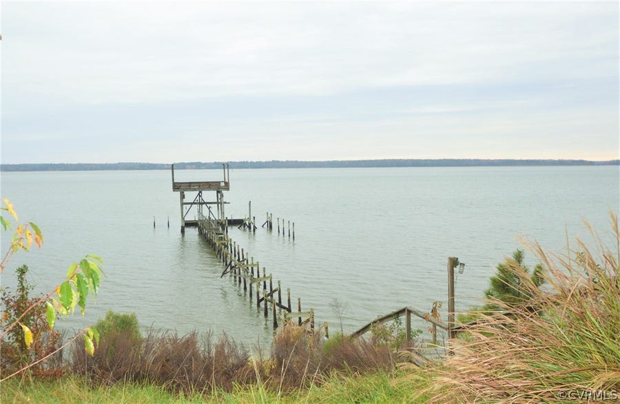 Property photo for 5580 York Haven Lane, Gloucester, VA