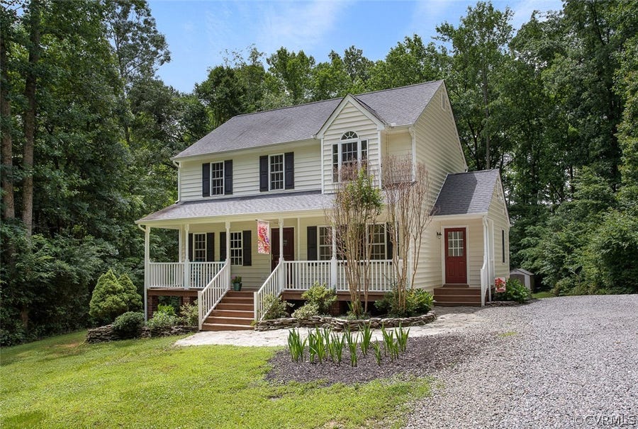 Property photo for 16451 Horseshoe Lane, Beaverdam, VA