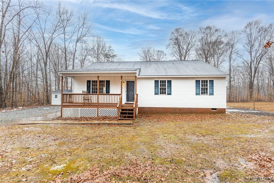 Property photo for 402 Bent Creek Lane, Louisa, VA