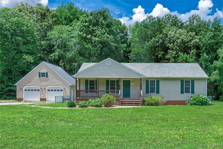 Property photo for 5599 Dabneys Mill Road, Manquin, VA