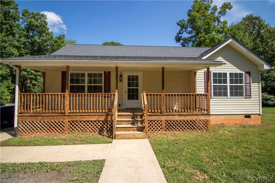 Property photo for 25 Ruritan Lake Road, Scottsville, VA