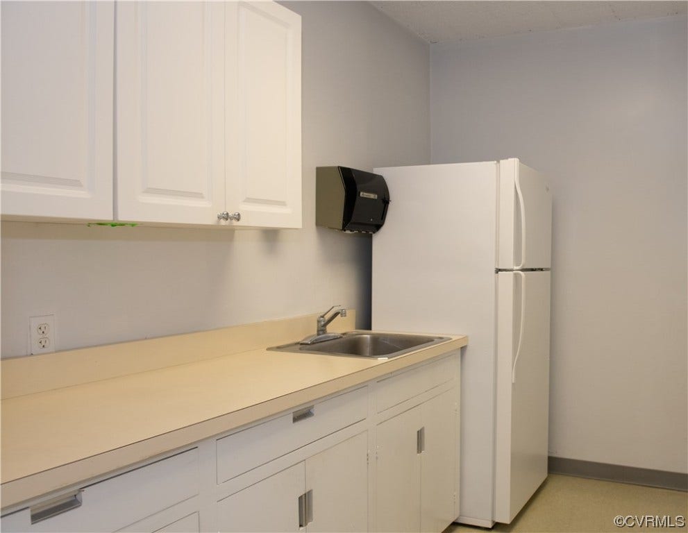 1109 & 1111 W Franklin Street, Richmond, VA 23220 1111 W. Franklin
kitchenette room for employees